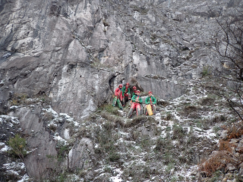 grottes-sakany-amoureux-ariege